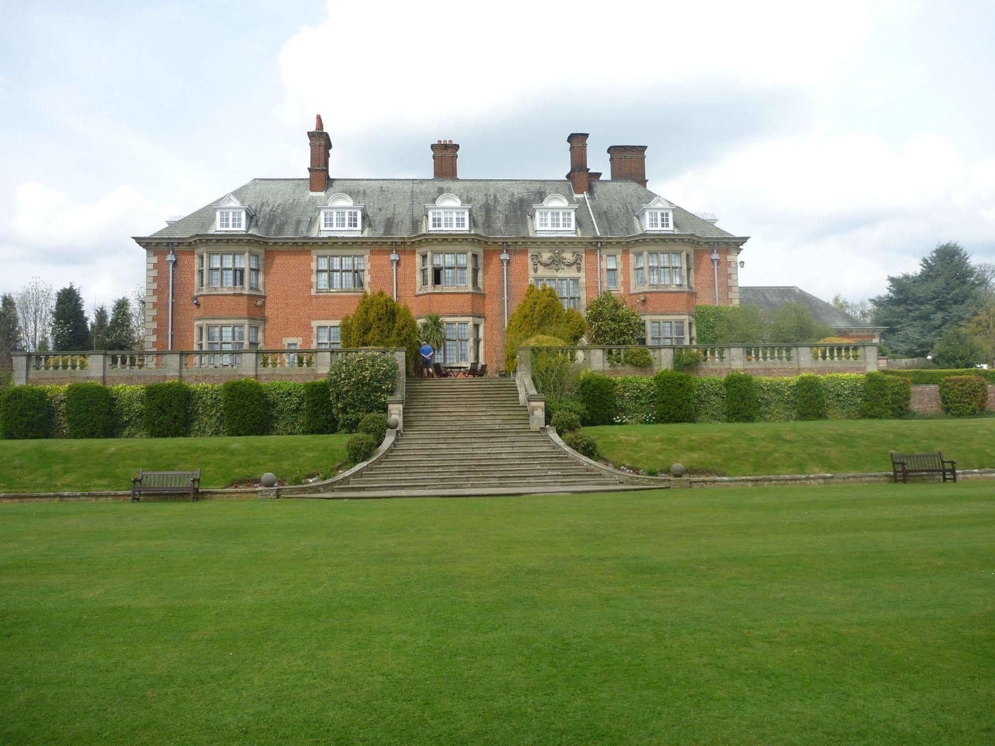 Dunchurch Park Hotel Exterior photo